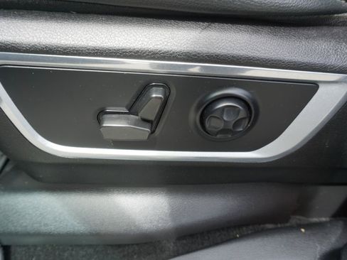 Used 2021 RAM 1500 Laramie AWD/4WD image 17