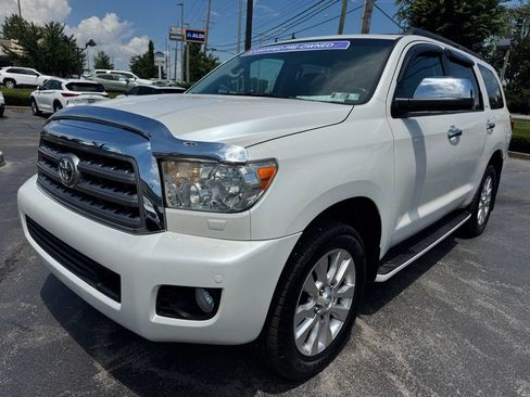 Used 2016 Toyota Sequoia Platinum AWD/4WD image 1