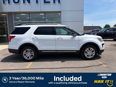 Used 2018 Ford Explorer XLT w/ Equipment Group 201A AWD/4WD image 4