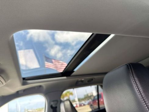 Used 2022 Ford Explorer Limited w/ Equipment Group 301A image 13