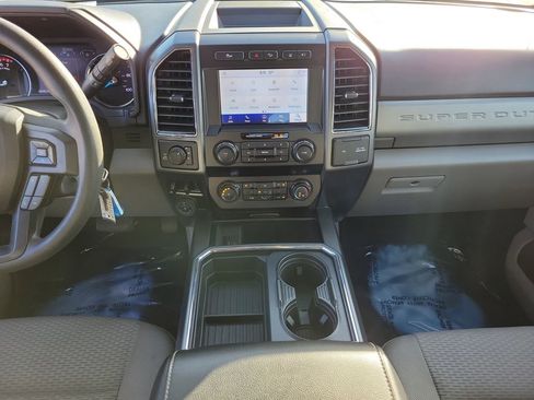Used 2021 Ford F250 XLT w/ XLT Premium Package image 18