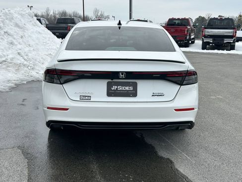 Used 2023 Honda Accord Sport image 8