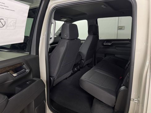 New 2026 GMC Sierra 2500 SLE image 39