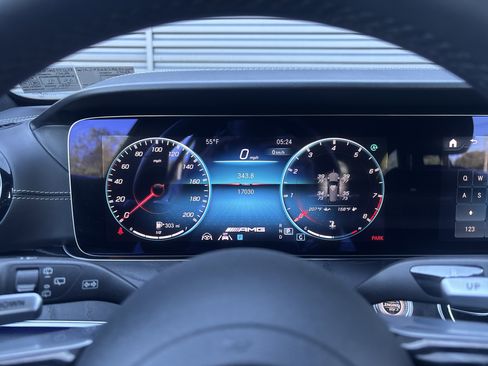 Used 2021 Mercedes-Benz E 63 AMG S image 16