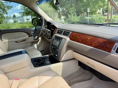 Used 2012 GMC Yukon SLT w/ Texas Edition RWD image 22