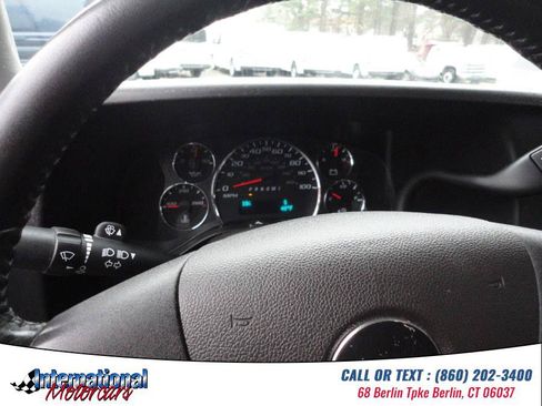 Used 2020 Chevrolet Express 2500 w/ Enhanced Convenience Package RWD image 11