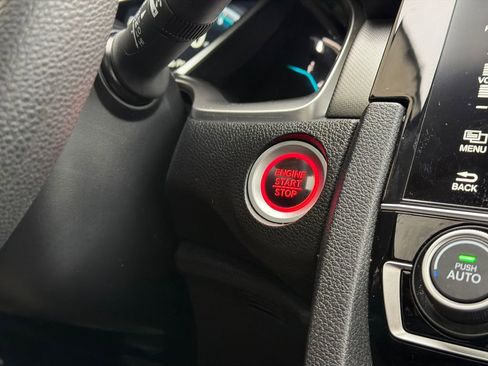 Used 2018 Honda Civic EX image 27