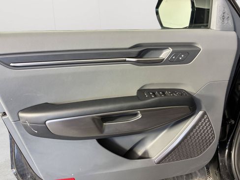 Used 2024 Kia EV9 Wind AWD/4WD image 54