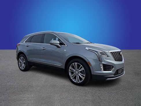 Certified 2024 Cadillac XT5 Premium Luxury w/ Technology Package image 3