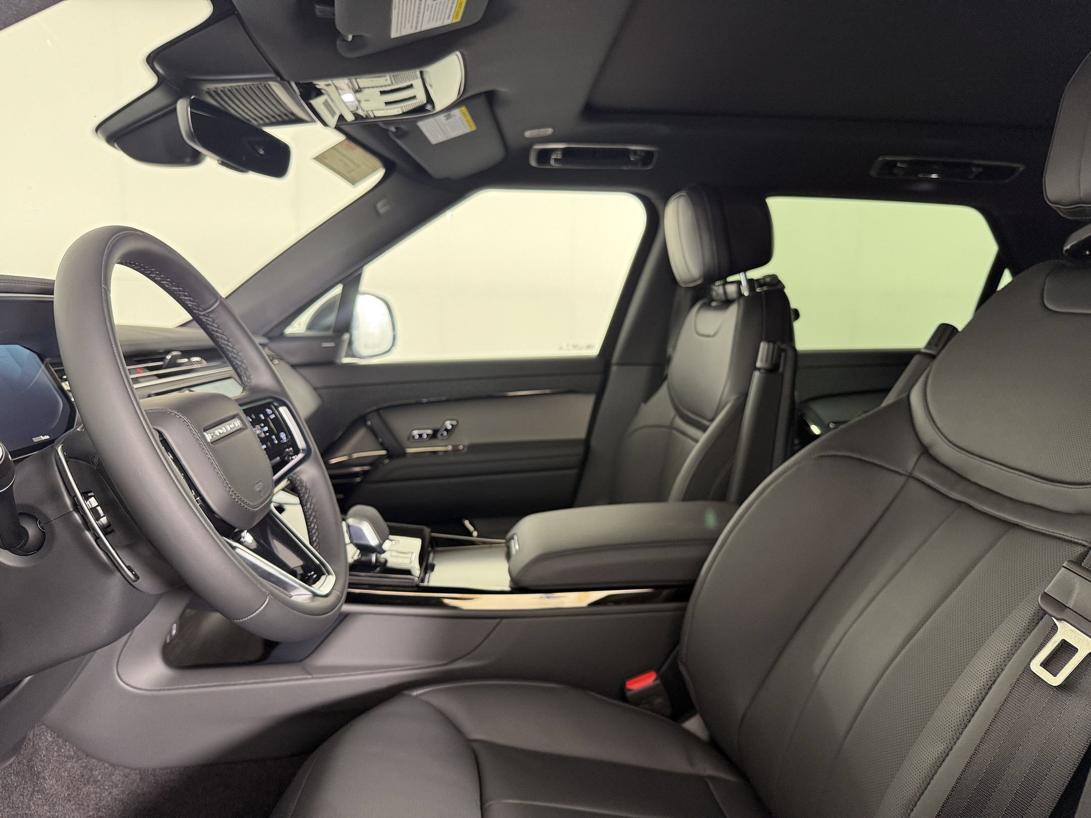 New 2027 Land Rover Range Rover Sport SE AWD/4WD image 25