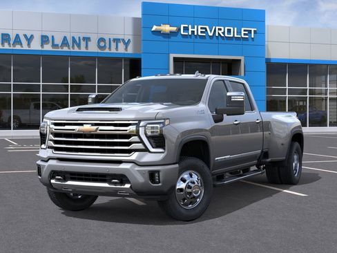 New 2026 Chevrolet Silverado 3500 High Country w/ Technology Package AWD/4WD image 6