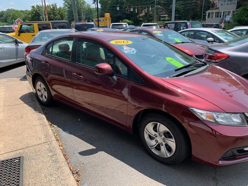 Used 2013 Honda Civic LX image 2