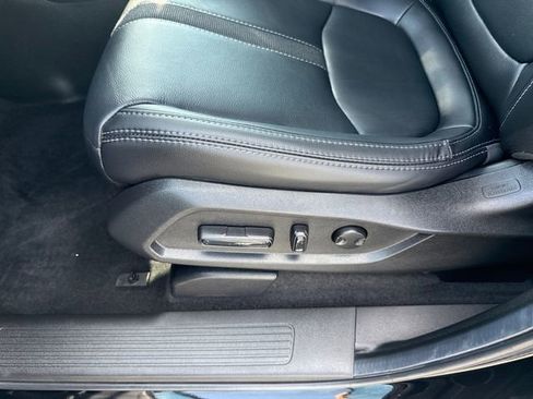 Certified 2025 Honda Pilot EX-L image 12
