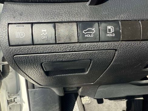 Used 2019 Toyota Camry SE image 30