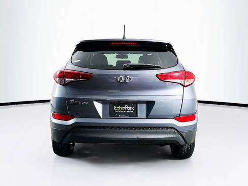 Used 2018 Hyundai Tucson SE image 7