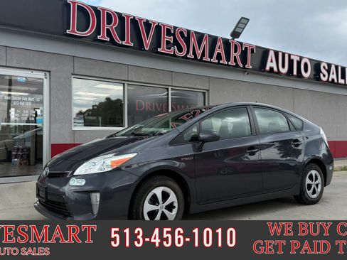 Used 2015 Toyota Prius Three FWD image 1