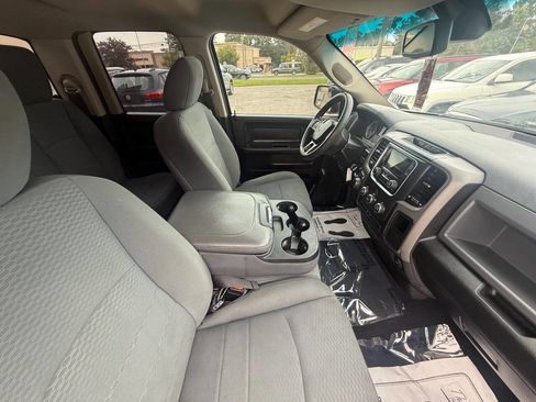 Used 2019 RAM 1500 Express image 8