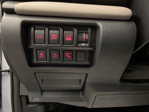 Used 2024 Subaru Forester Limited image 12