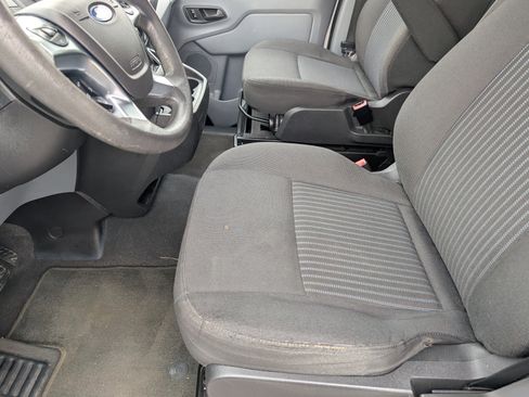 Used 2018 Ford Transit 350 XLT image 9