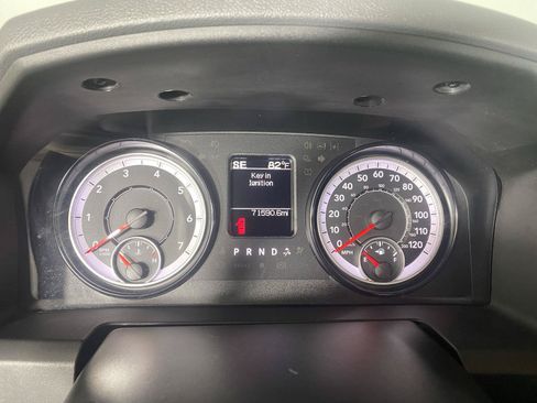 Used 2019 RAM 1500 Express w/ Express Value Package AWD/4WD image 8