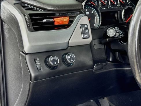 Used 2016 Chevrolet Suburban LT AWD/4WD image 10