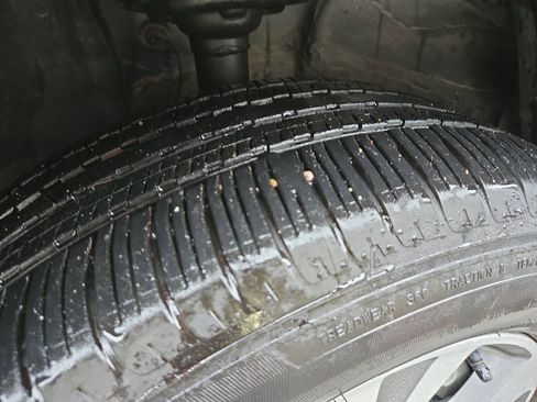 Certified 2024 Subaru Ascent Premium w/ Convenience Package image 11