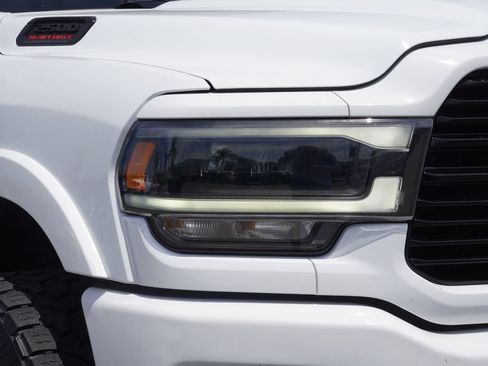 Used 2022 RAM 2500 Laramie AWD/4WD image 11