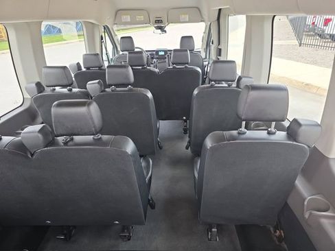 Used 2021 Ford Transit 350 XL image 7