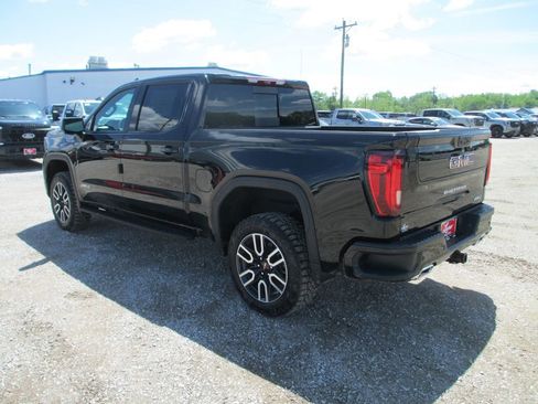New 2026 GMC Sierra 1500 AT4 AWD/4WD image 9