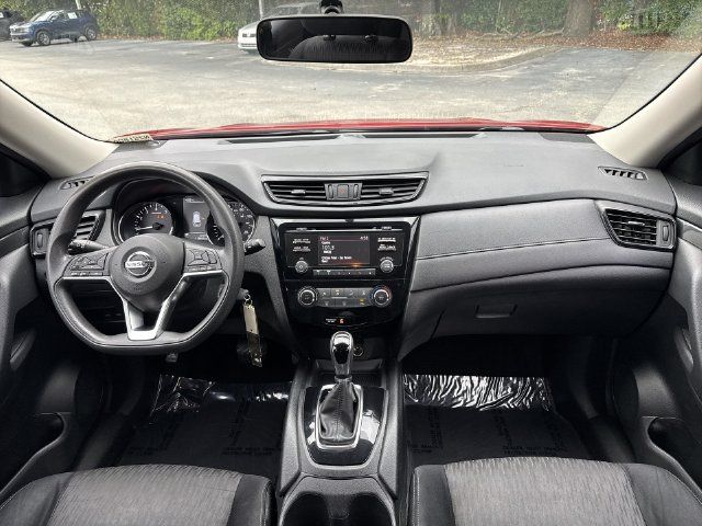 Used 2017 Nissan Rogue S FWD image 9