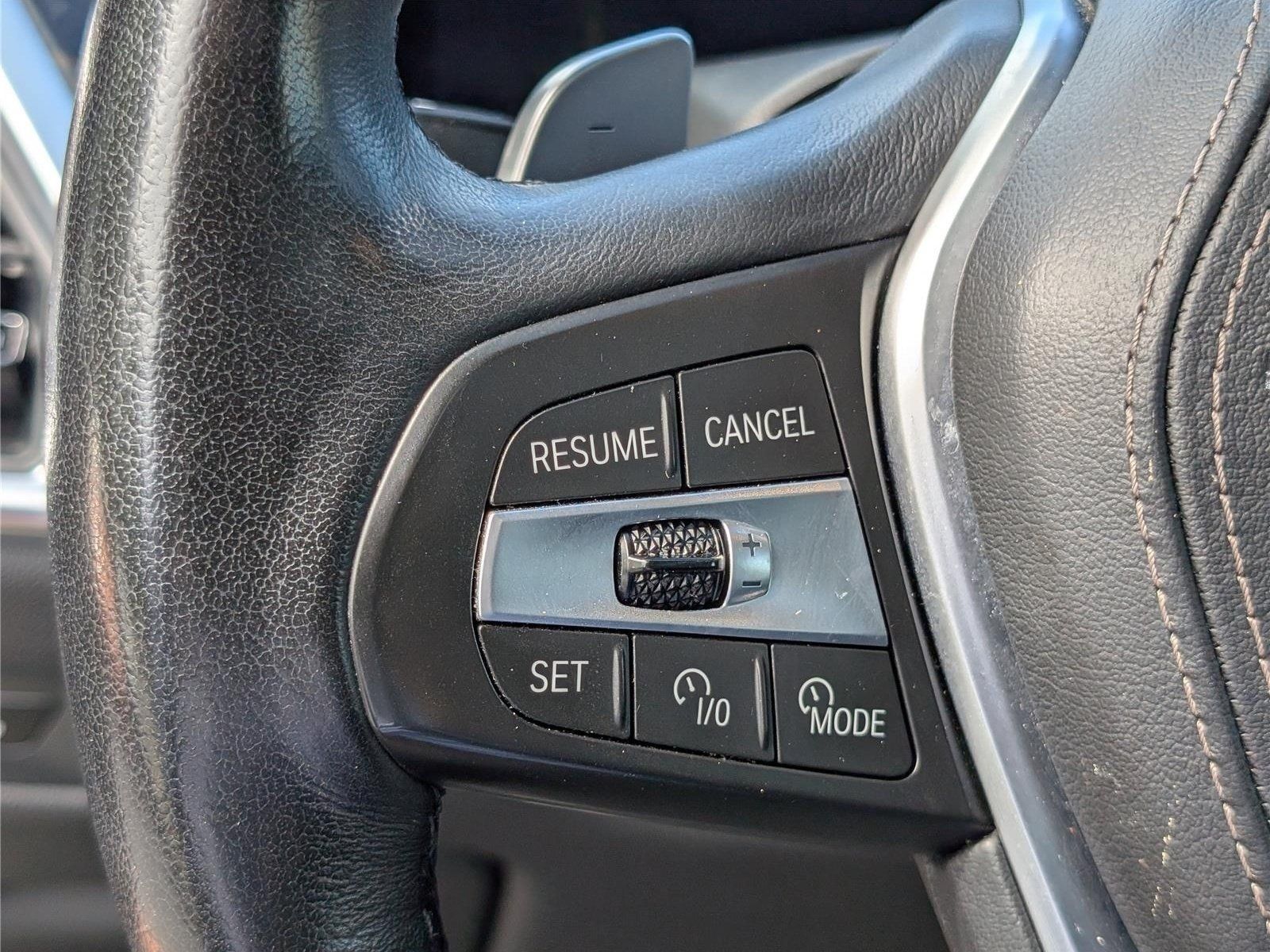 Used 2025 BMW X5 xDrive50e AWD/4WD image 25