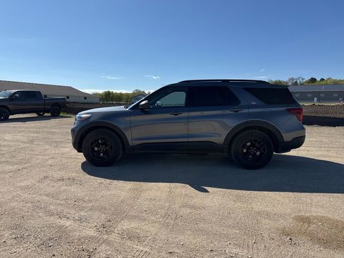 Used 2022 Ford Explorer Timberline AWD/4WD image 4