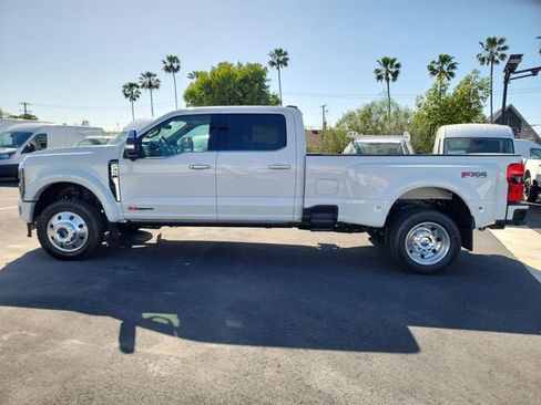 New 2026 Ford F450 Platinum w/ Platinum Plus Package image 31
