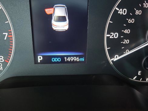 Certified 2025 Toyota Corolla SE image 20