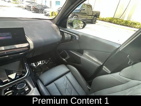 Used 2025 BMW X3 xDrive30i AWD/4WD image 10