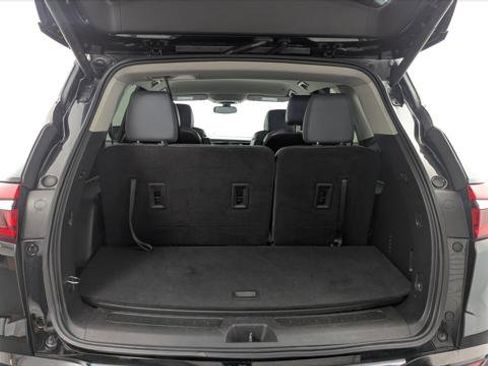 Used 2021 Buick Enclave Essence w/ Sport Touring Edition FWD image 19