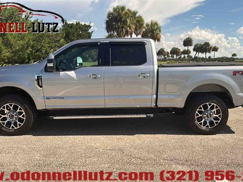 Used 2021 Ford F250 Lariat w/ Lariat Ultimate Package AWD/4WD image 3