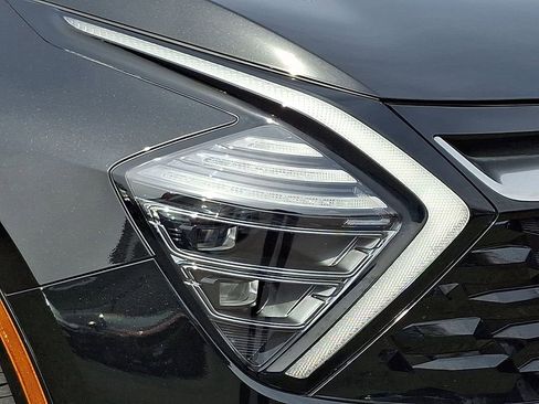 Used 2023 Kia Sportage SX Prestige image 10