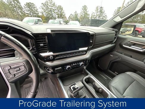 Used 2022 GMC Sierra 1500 SLT w/ SLT Premium Plus Package image 32