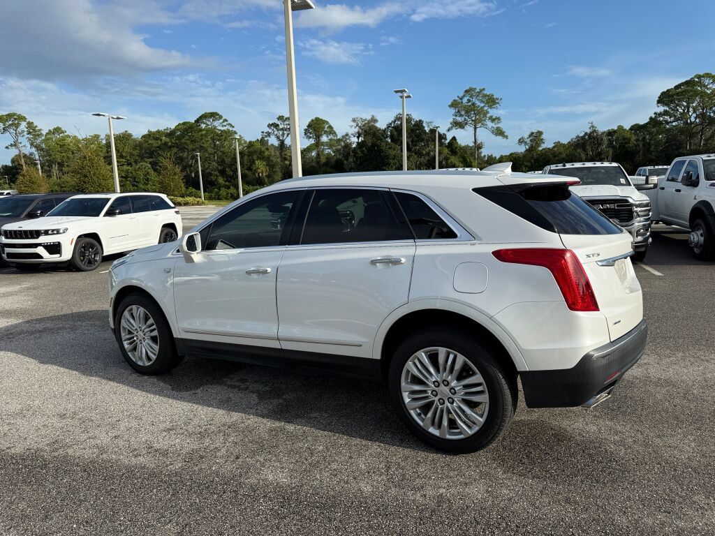 Used 2019 Cadillac XT5 Premium Luxury AWD/4WD image 5