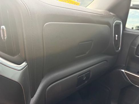 Used 2020 Chevrolet Silverado 1500 LT Trail Boss w/ Convenience Package AWD/4WD image 16
