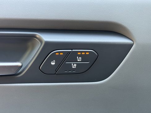 Used 2024 Kia EV9 Wind AWD/4WD image 17