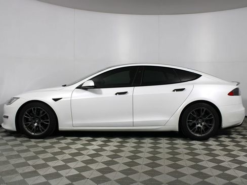 Used 2021 Tesla Model S Plaid image 24