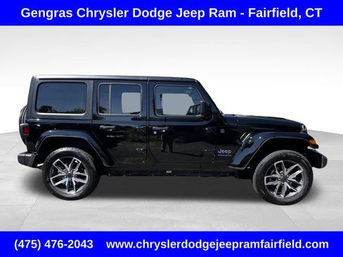 Used 2024 Jeep Wrangler Unlimited w/ Convenience Group AWD/4WD image 6