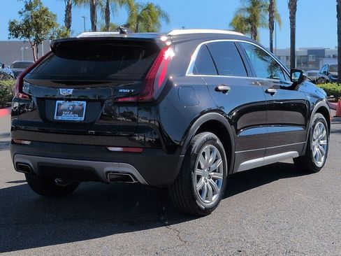 Used 2023 Cadillac XT4 Premium Luxury image 10