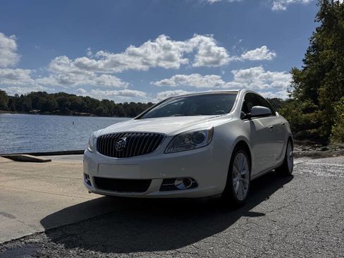 Used 2012 Buick Verano Leather image 3