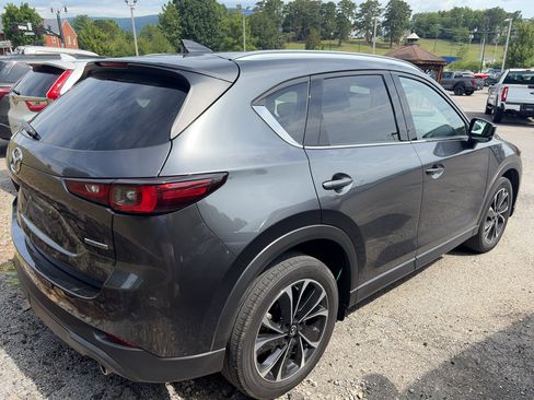 Used 2023 MAZDA CX-5 AWD 2.5 S w/ Premium Package image 3