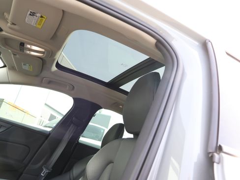 Used 2024 Volvo S60 T8 Plus w/ Climate Package image 34