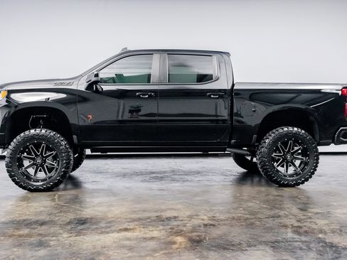 Used 2024 Chevrolet Silverado 1500 RST image 9