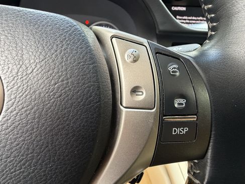Used 2013 Lexus ES 350 w/ Luxury Pkg FWD image 19